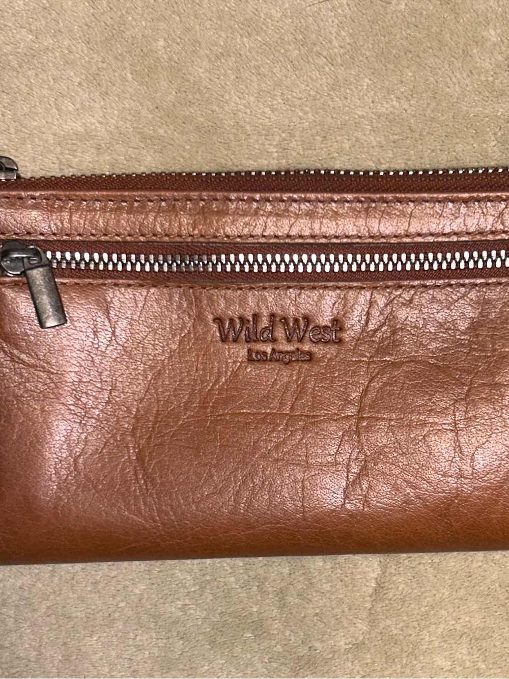 Women's Leather Zip Wallet in Brown
